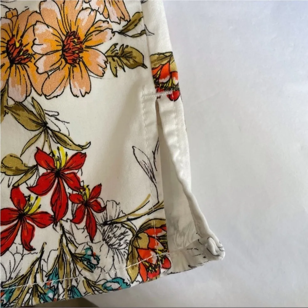 JEN7 By 7 For all Mankind Cropped Skinny Jeans - Image 8