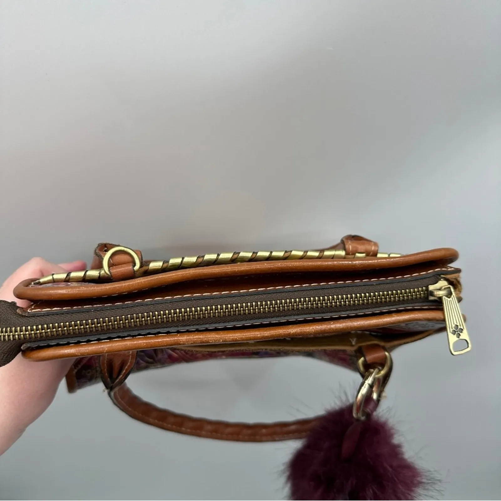 Patricia Nash Metallic Tooled Lace Poppy Multicolor Print To Zip Shoulder Bag - Image 7