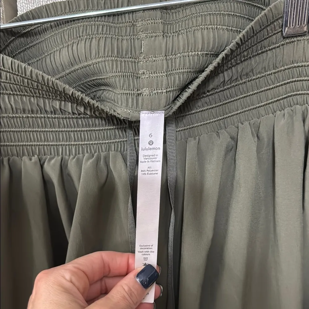 Lululemon The Everyday Skirt Sz6 Sage - Image 9
