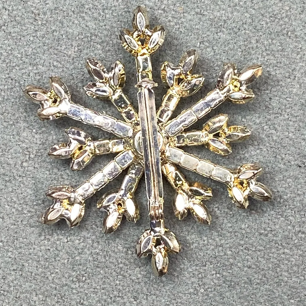Rhinestone‎ Snowflake Brooch Festive Holiday 2” Gift Box - Image 3