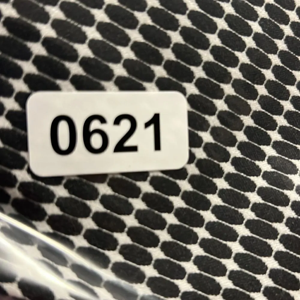 Chicos womens ￼ 0R‎ Us 4R check patterned dress pants with pockets ￼ - Image 9