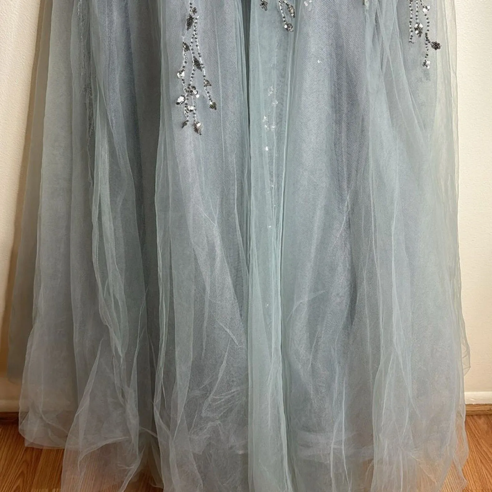 Mac Duggal EMBELLISHED V NECK LONG SLEEVE A LINE GOWN in platinum blue size 12 - Image 10