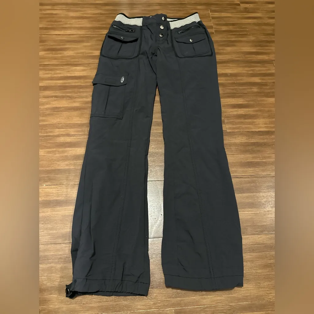 FP movement Free People Cascade Flares black Small new sold out style 78256773 - Image 7