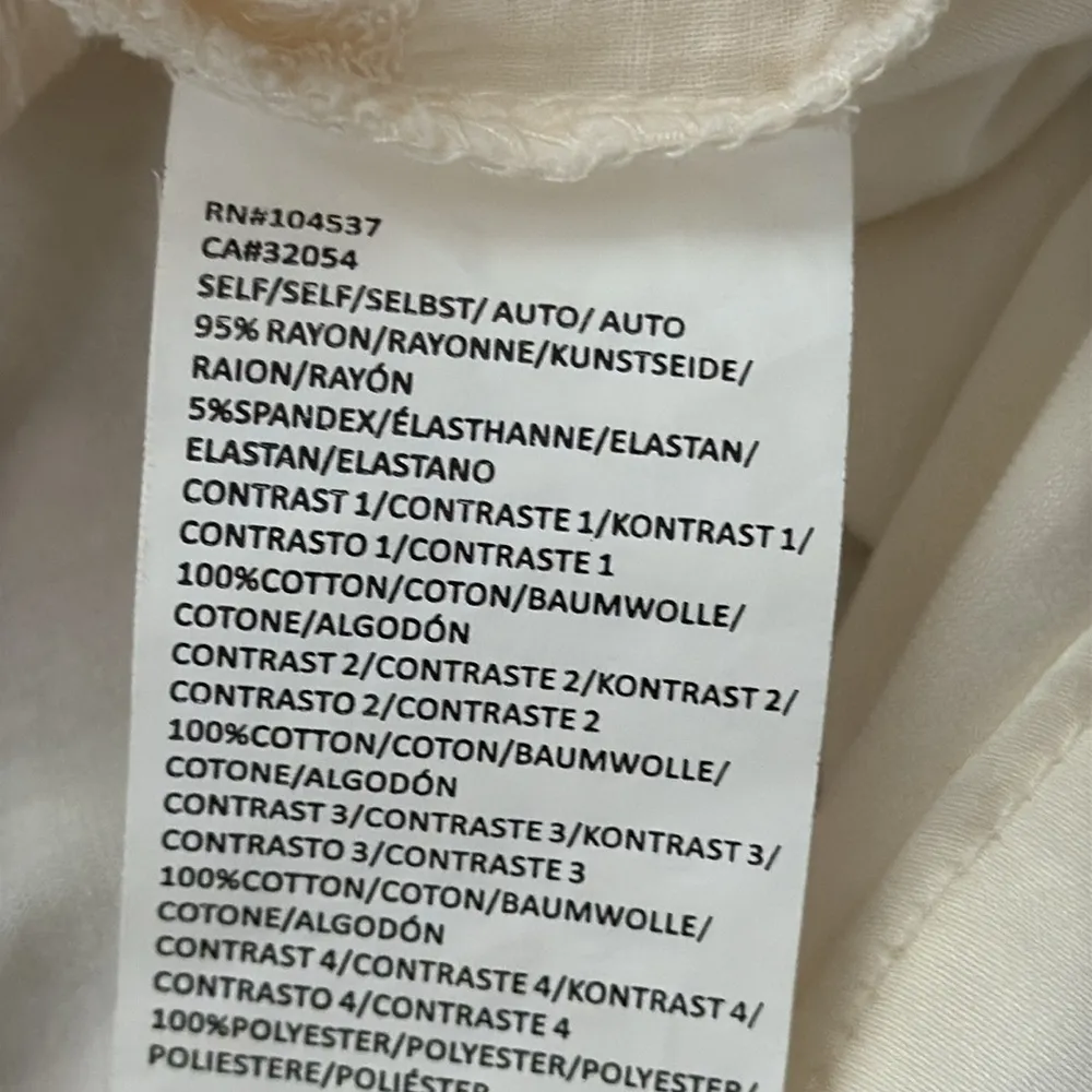 Tiny Anthropologie Ivory Cream Embroidered Crochet Detail Tank Blouse Shirt - Image 6