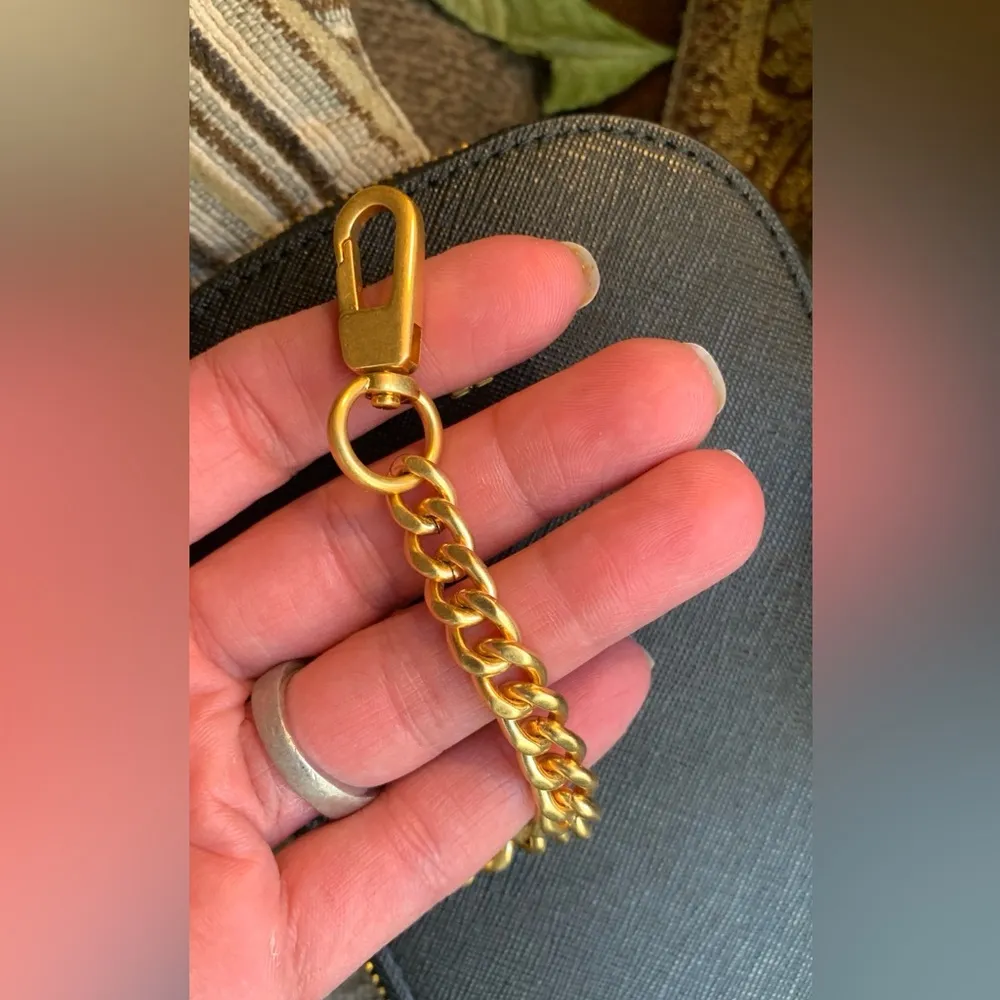 Authentic TORY BURCH leather saffiano dual zip phone cards crossbody - Image 5