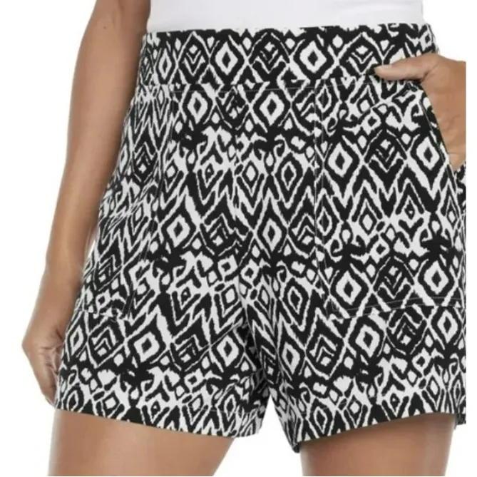 WildFox NWT Women's Lounge Shorts - Image 2