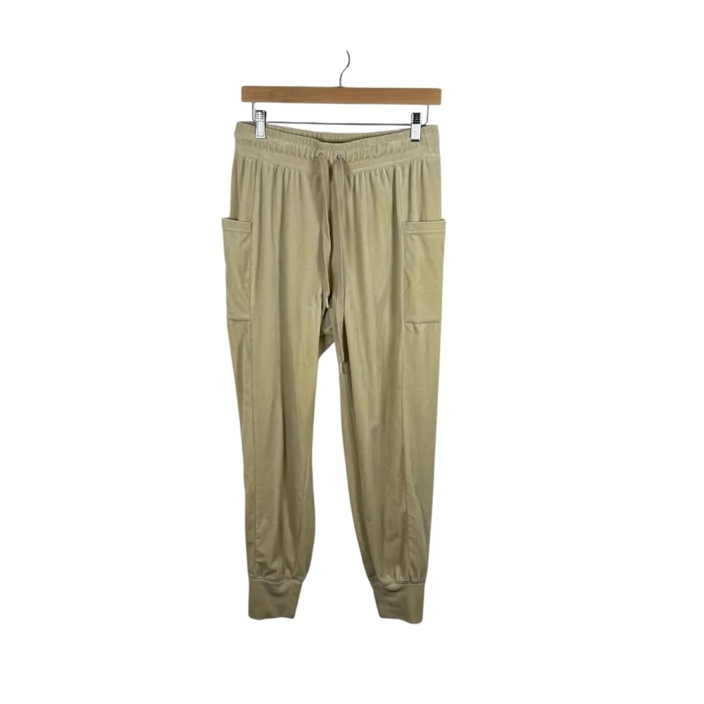 NWOT Aerie Offline Women’s Velvet Velour Joggers in Beige Size Medium - Image 2