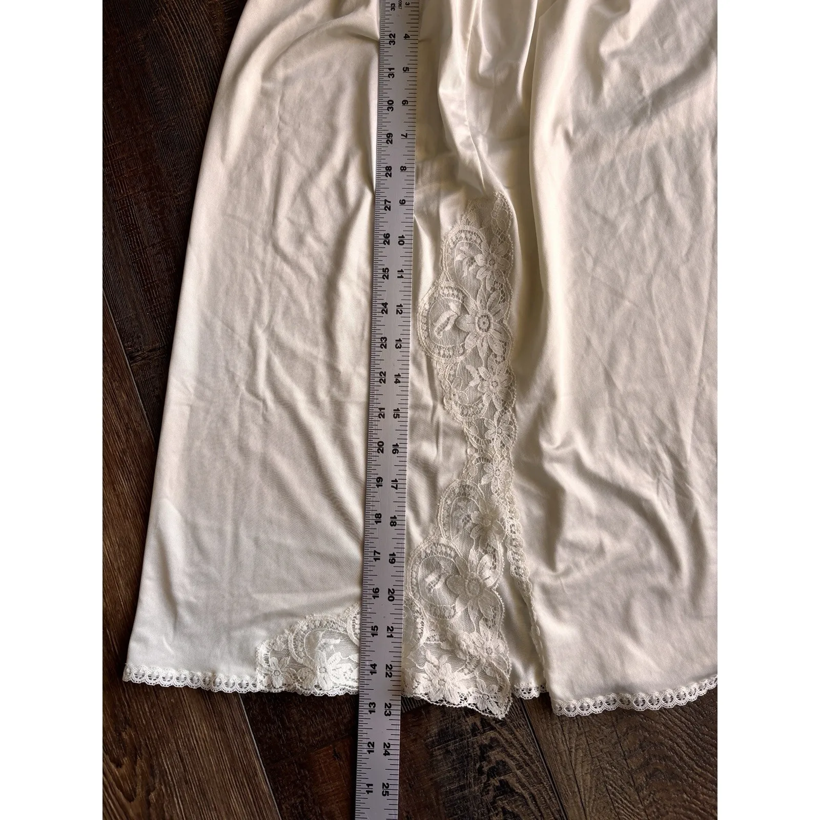Vintage Loraine half slip Antique White Slit lace 23" nylon Large Nylon - Image 3