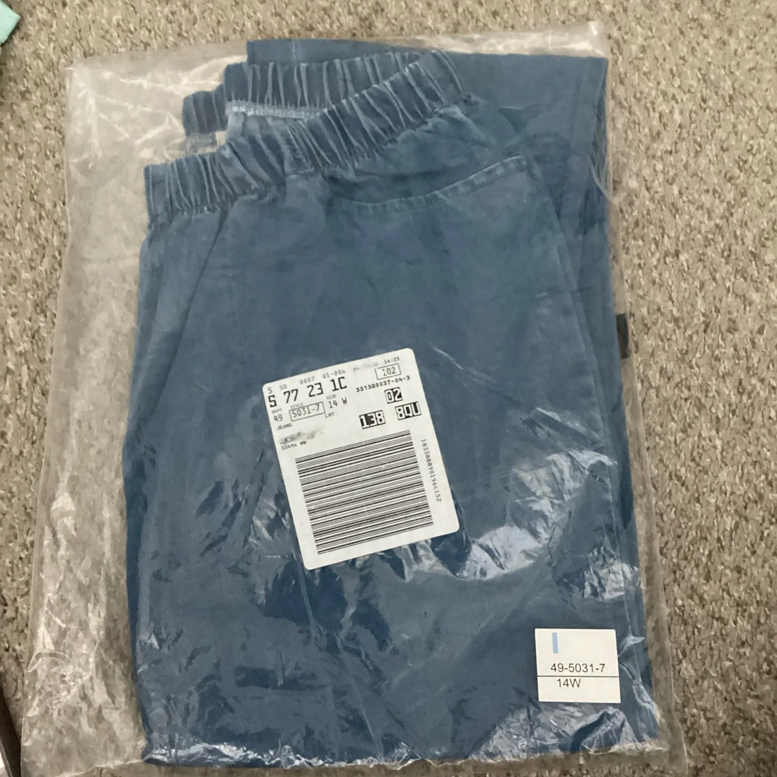 New  Plus Size Flex-Fit Pull-on Straight-Leg Jeans 14WTall - Image 2