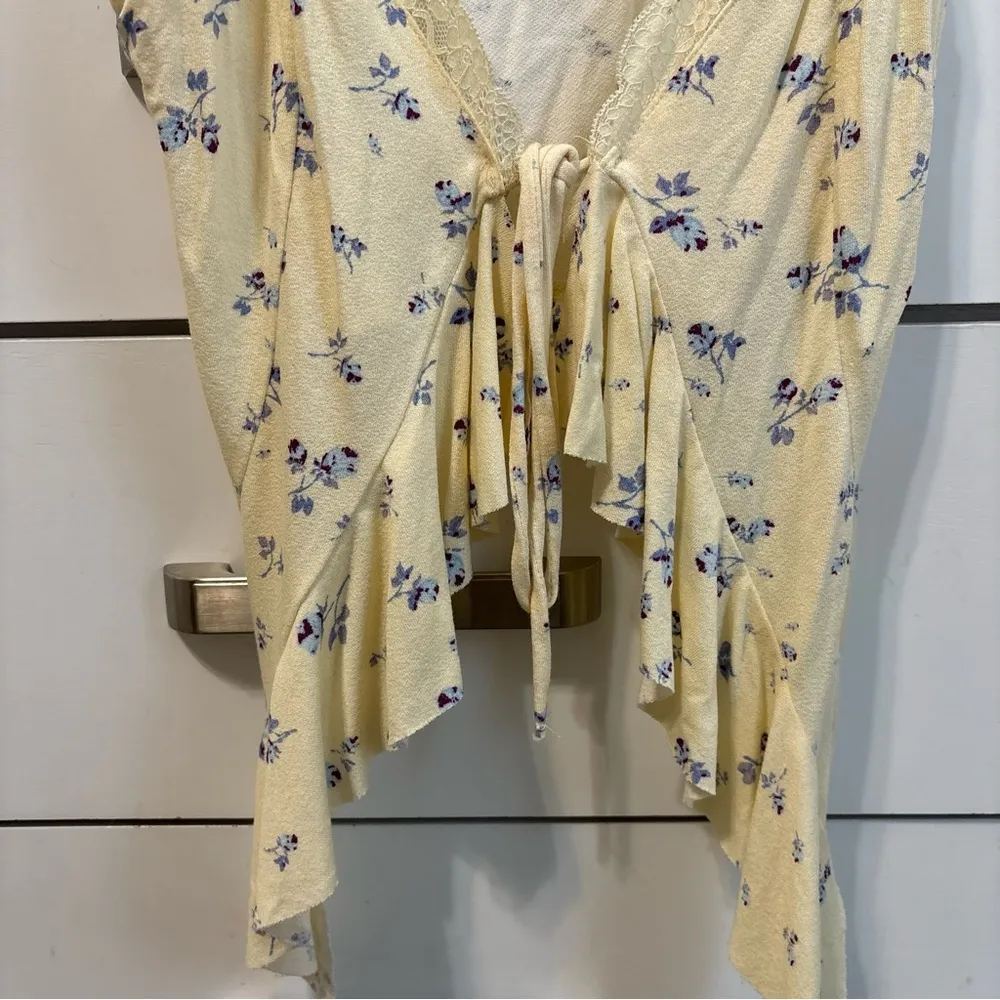 Urban Outfitters Cream Floral Tie Front Top - Image 4