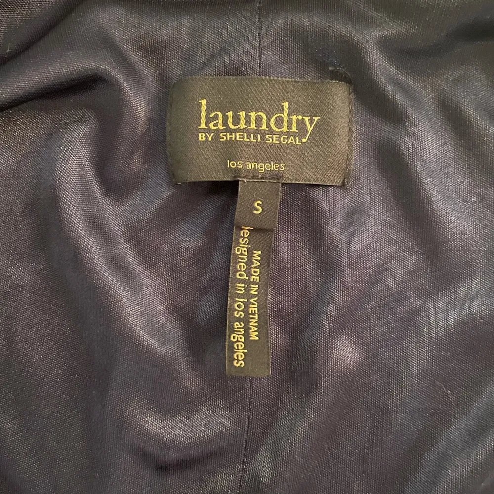 Laundry by Shelli Segal wrap dress EUC - Image 5