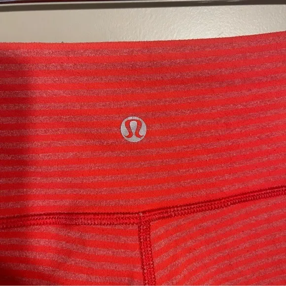 Lululemon Wunder‎ Under Crop 6 - Image 3