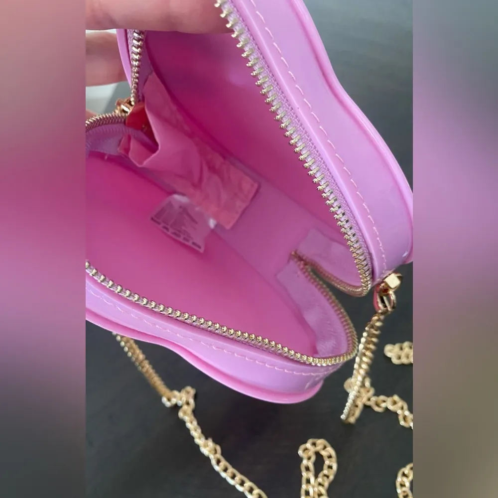 NWOT Crossi Pink Jelly Heart - Image 7