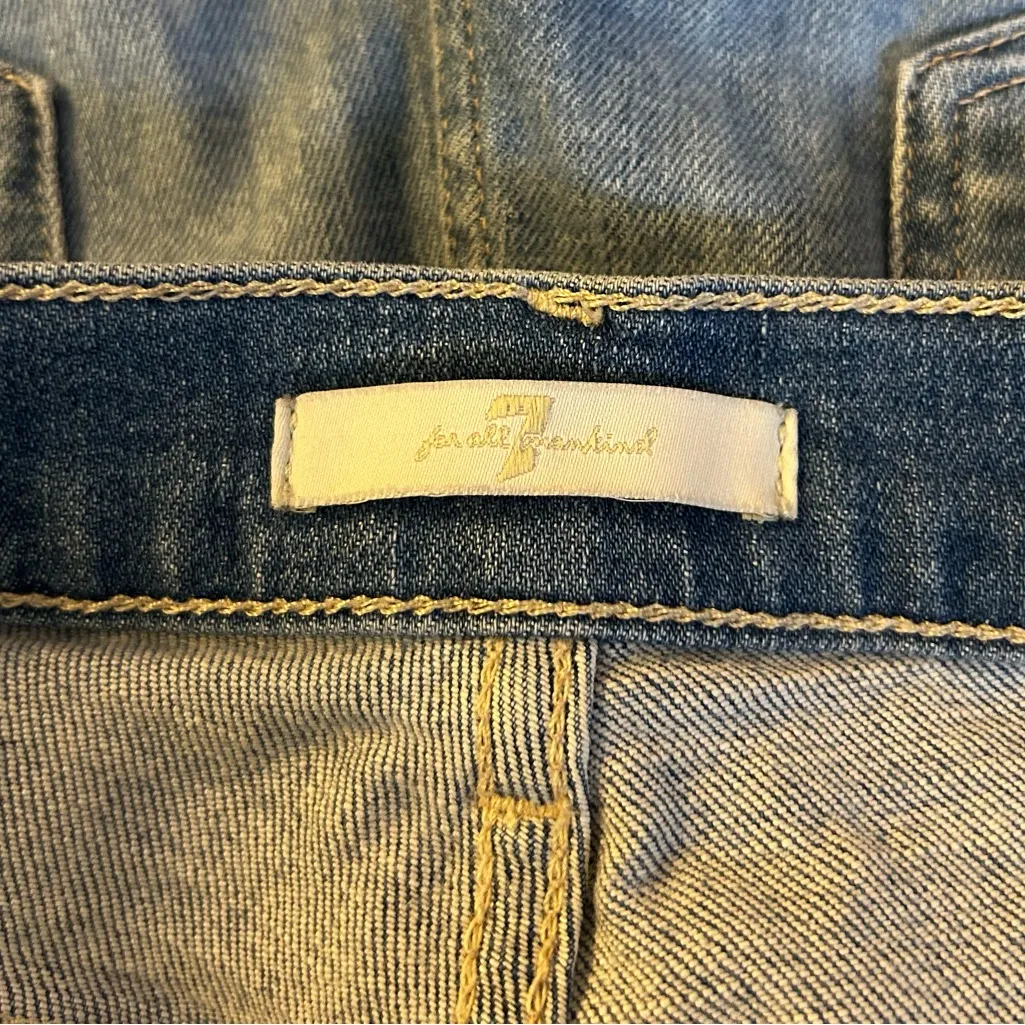 7 for All Mankind Shark Bite Raw Hem Straight Leg Cropped Jeans Size 29 - Image 6