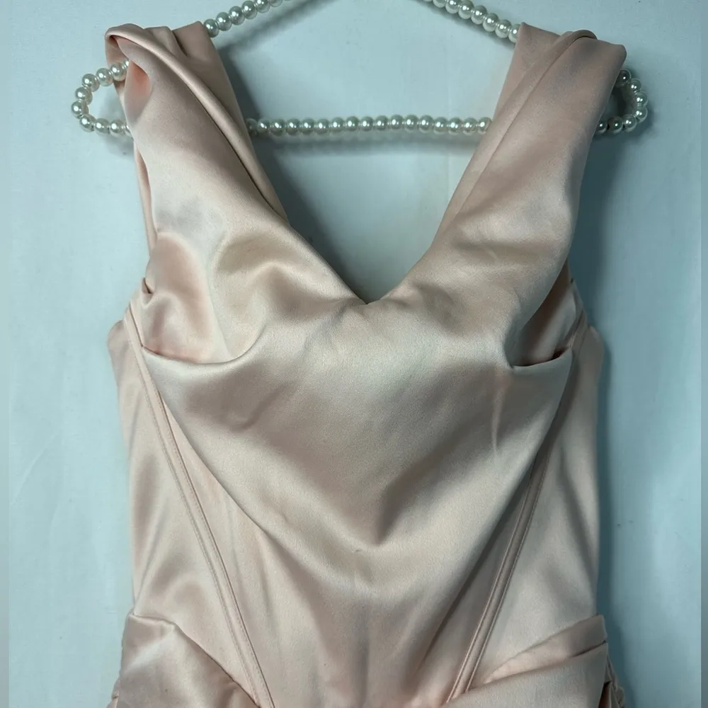 House of CB Coraline Blush Pink Corset Dress Size Medium Satin - Image 7