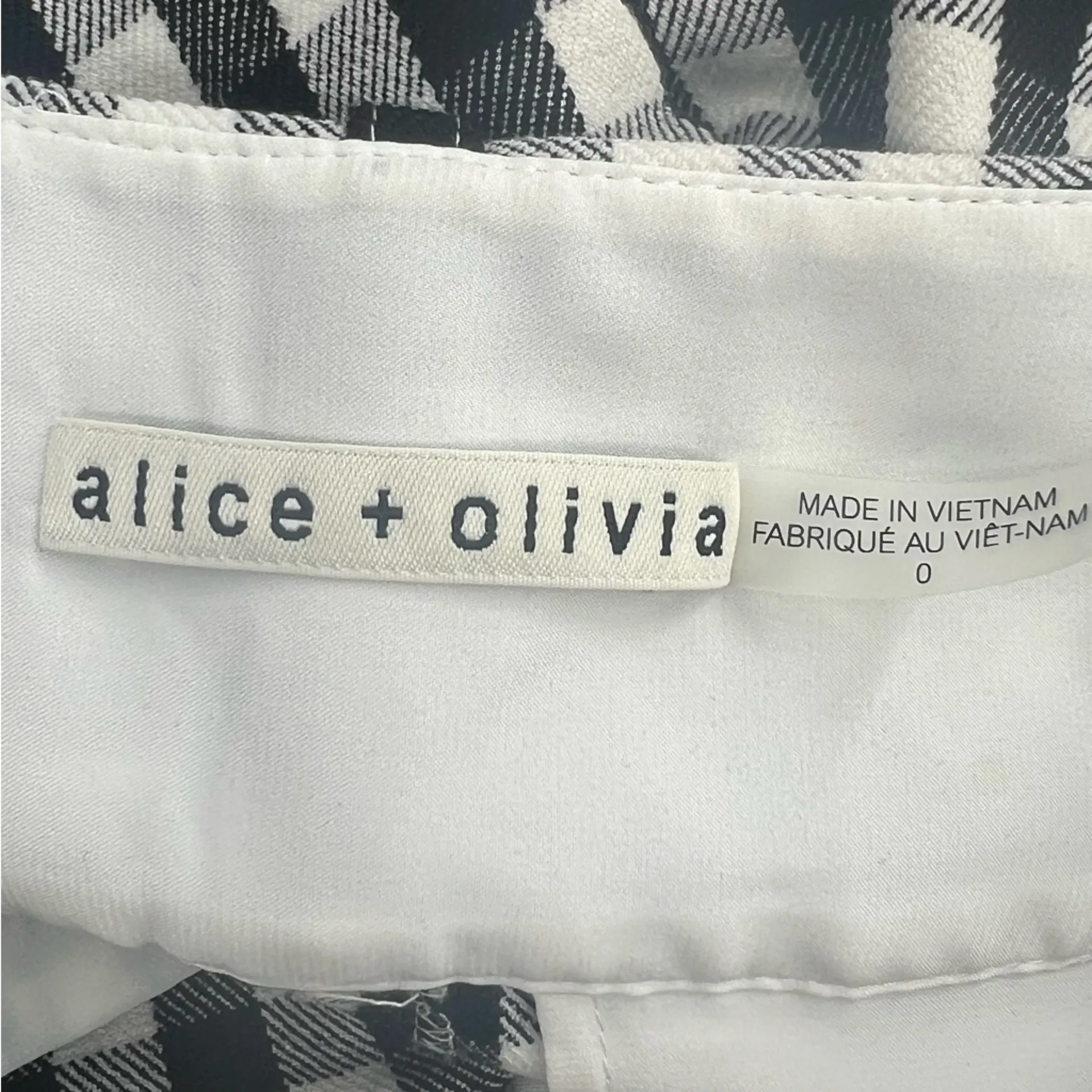 Alice + Olivia Gingham Check Crop Pants Sz 0 - Image 4