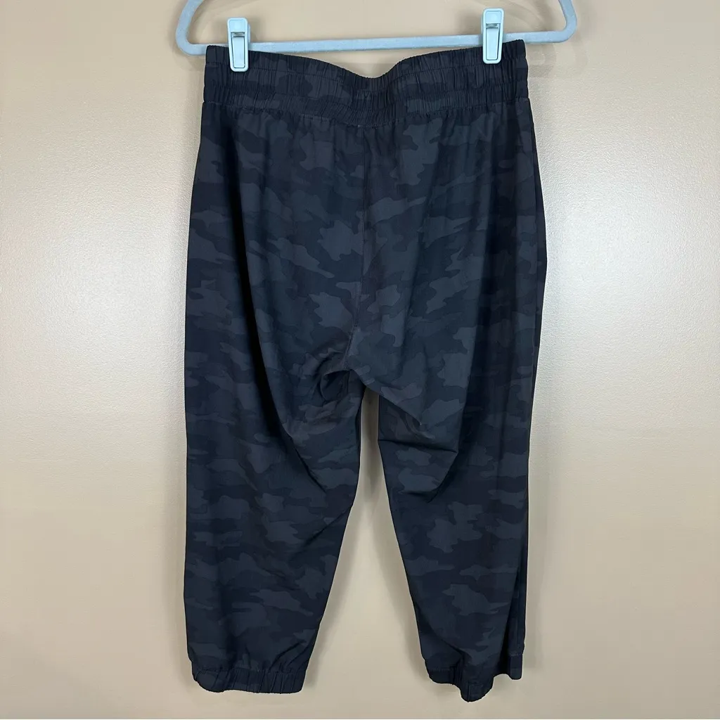 Kyodan Black Gray Camouflage Crop Joggers Pants Medium - Image 7