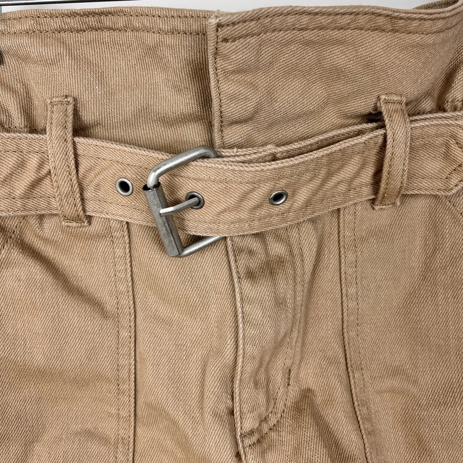 BlankNYC Tan Belted High-Waisted Paperbag Denim Shorts 24 Utility - Image 4