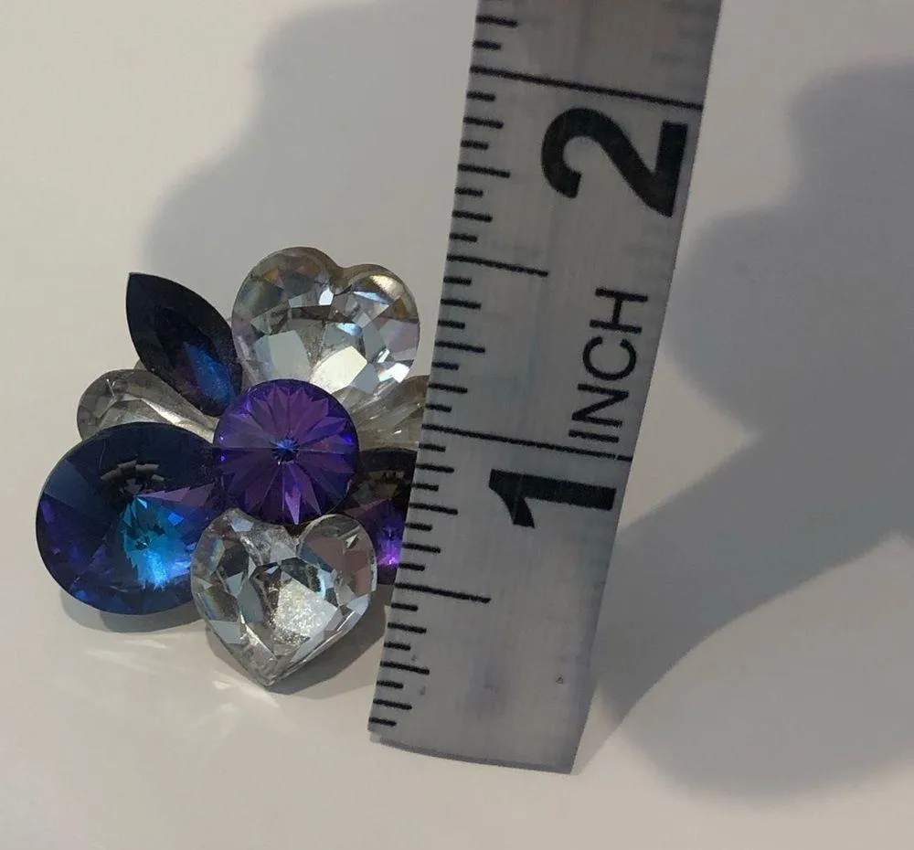 Vintage 80’s Swarvoski Crytal purple blue cluster Luxe brooch..Comes with box. - Image 5