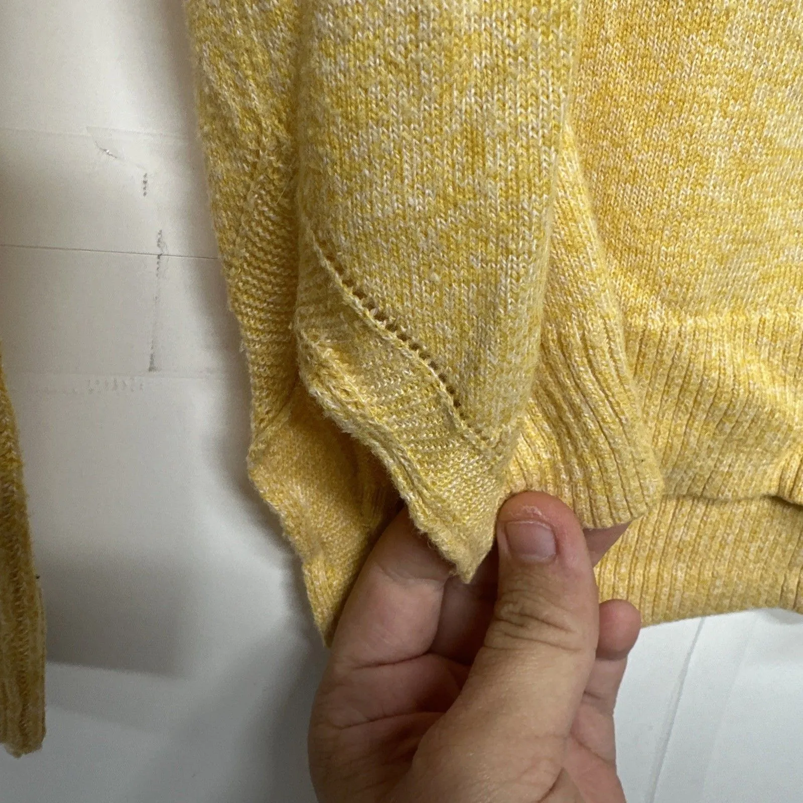 American Eagle Women’s Small Yellow V-Neck Sweater Long Sleeve Pullover - Image 4