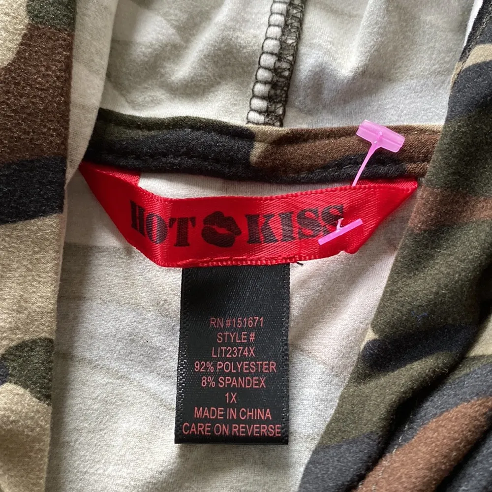 Hot Kiss Hoodie SIZE 1X - Image 3
