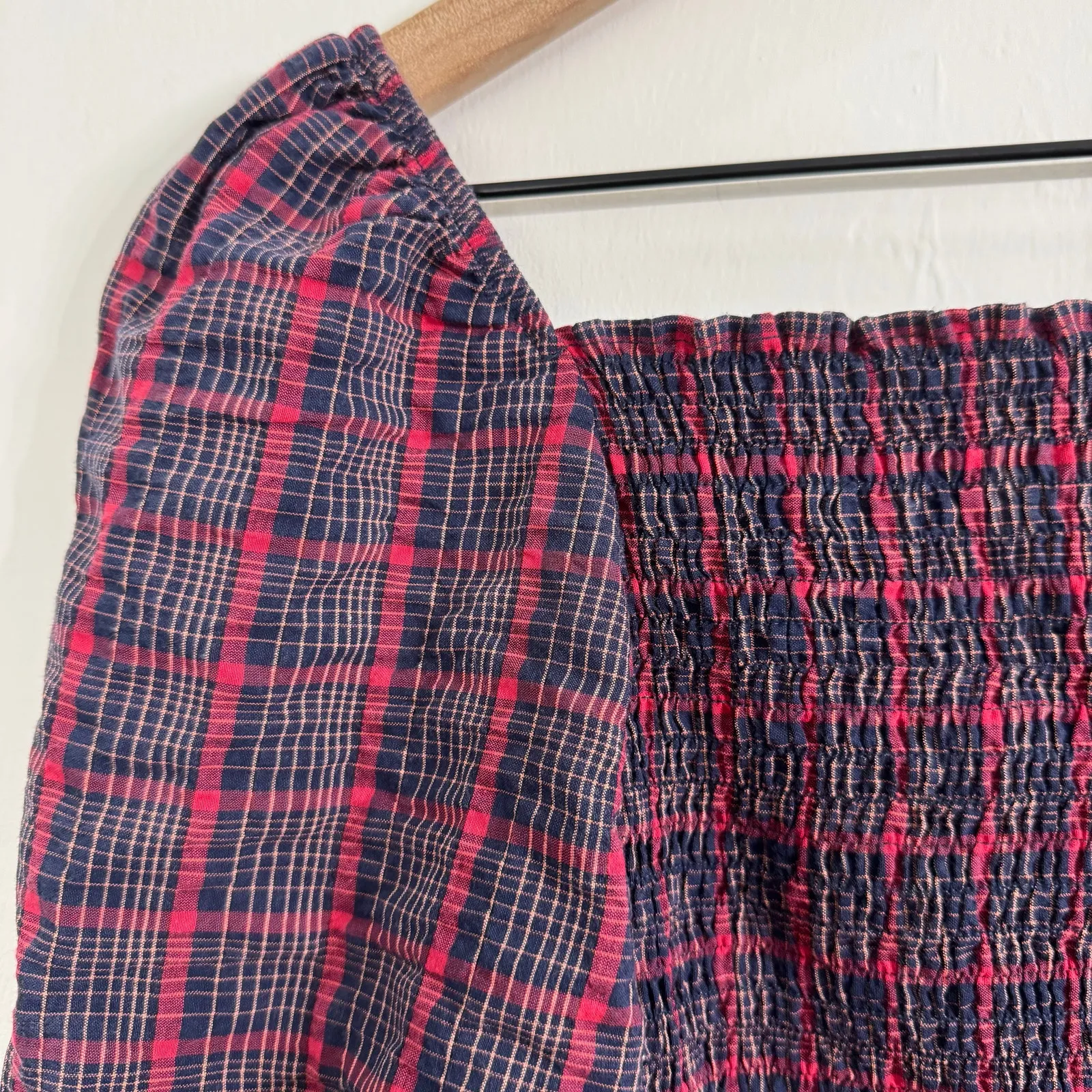 Zara Blue Red Plaid Puff Sleeve Smocked Cropped Top Size XS - Image 2