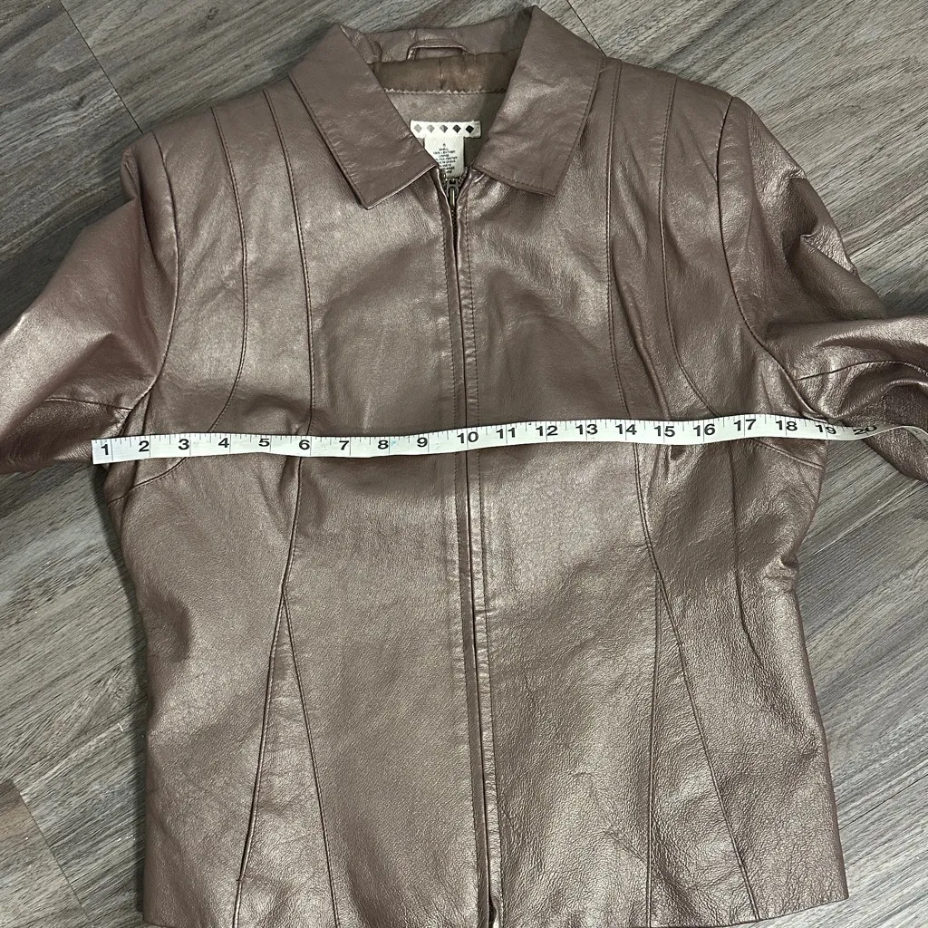 Outfit JP Metallic Brown Leather Jacket with Sheen – Size S - Image 10