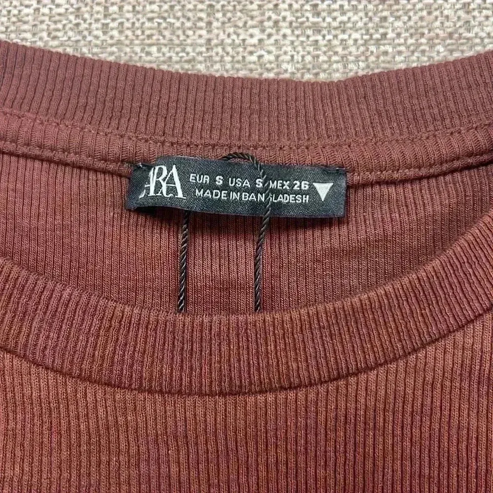 Zara Burgundy Ribbed Bodysuit - Image 4