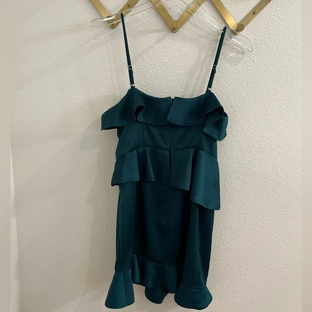 NWOT NBD Revolve Soozie Mini Dress Emerald Green Satin Small - Image 5