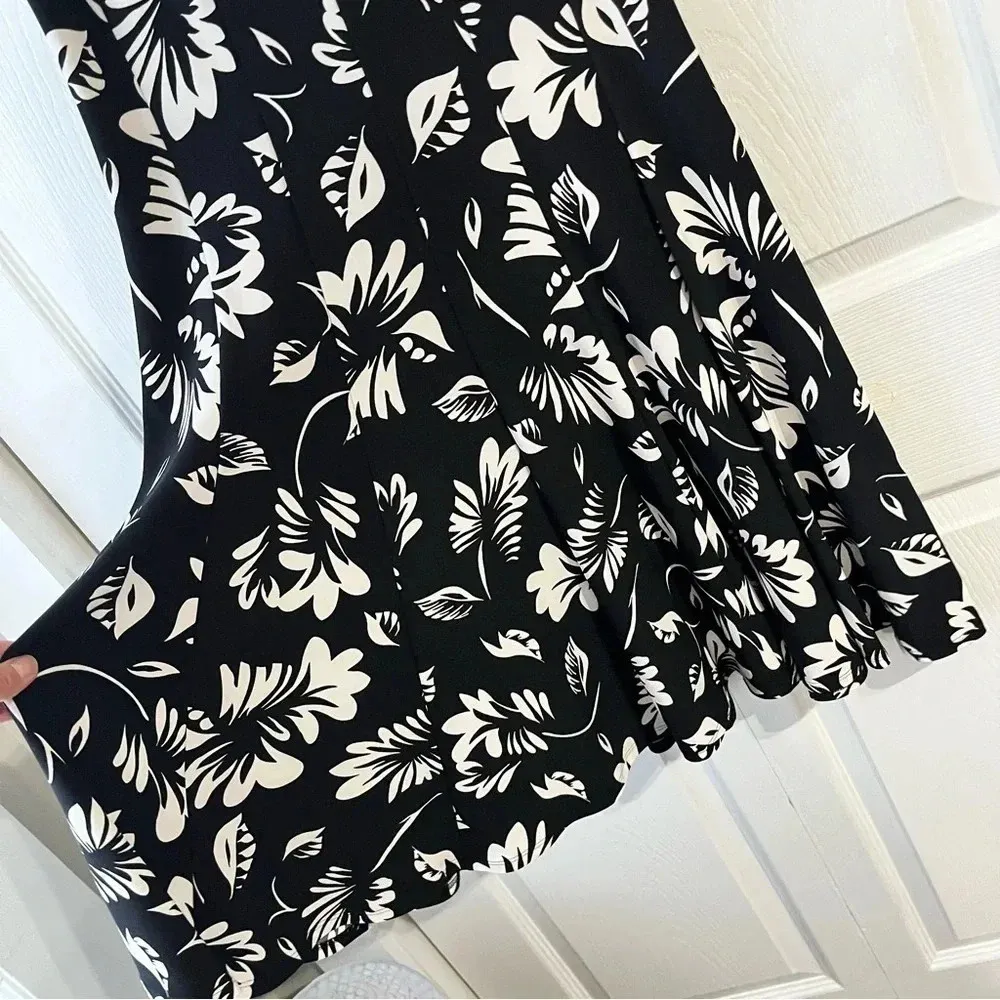 Ralph Lauren Dress 6 Sleeveless Criss-Cross black White Floral Print - Image 2