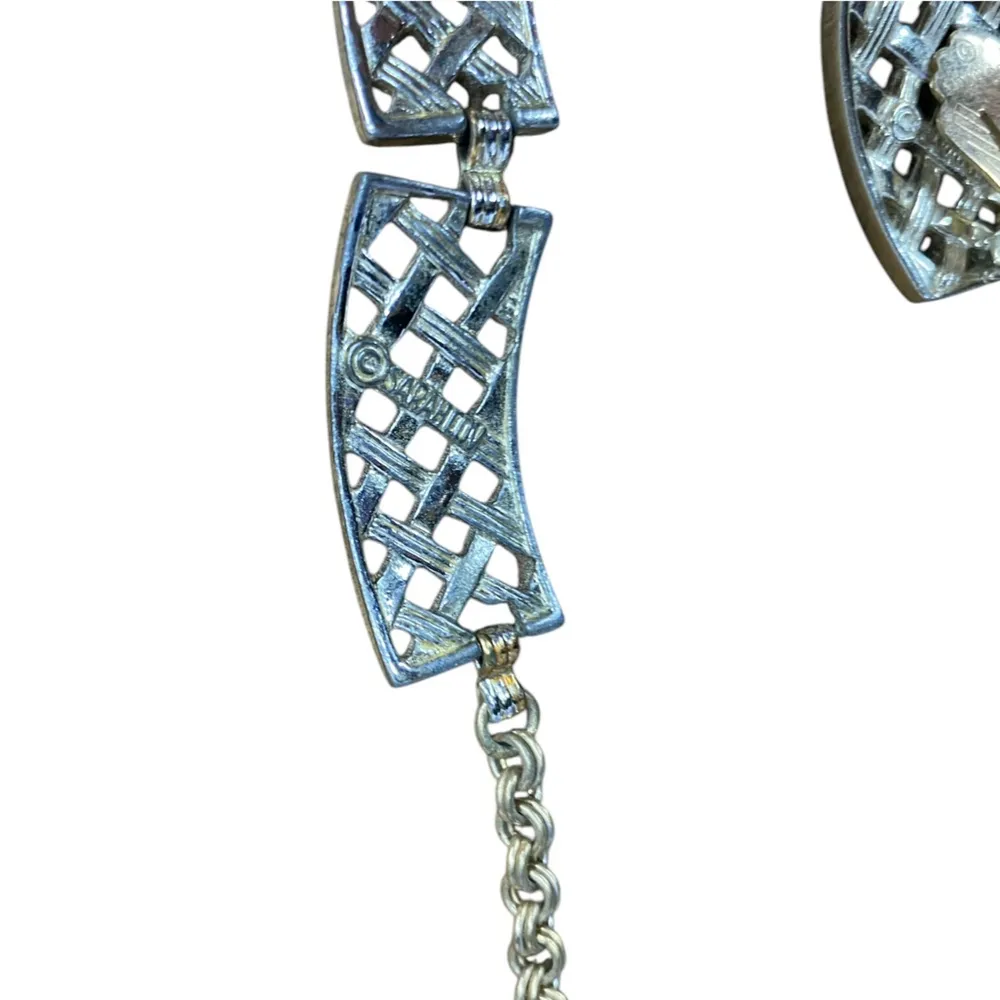 Signed Sarah Coventry Panel Waffle Necklace and Clip Earrings Set - Image 5