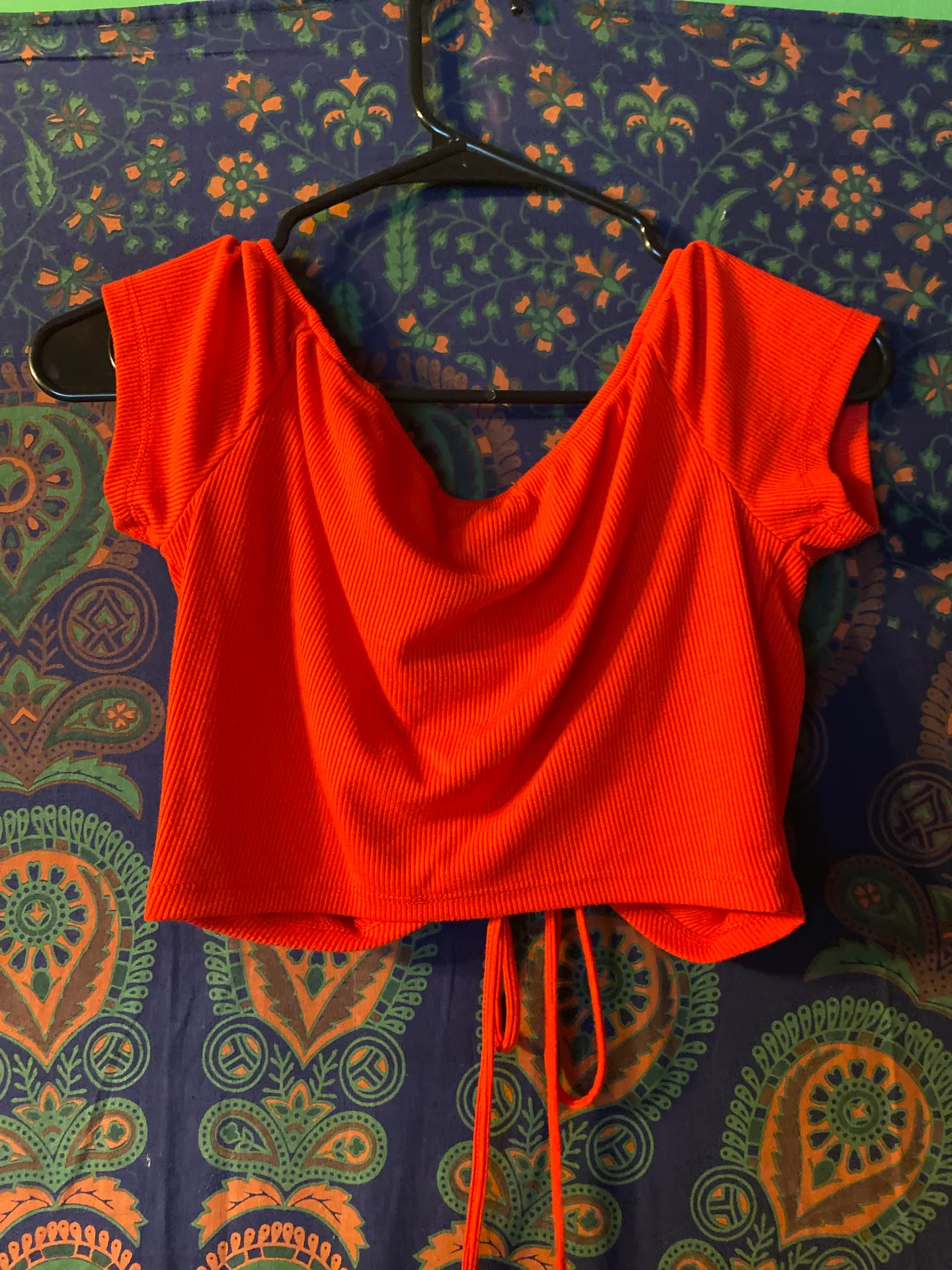 Red Cropped Top Size M - Image 2
