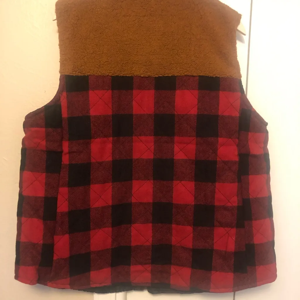 Buffalo plaid Sherpa best. Size 1X - Image 5