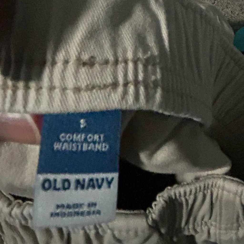 Old Navy Used  Beige Cargo Jogger Pants Women’s Size Small - Image 7