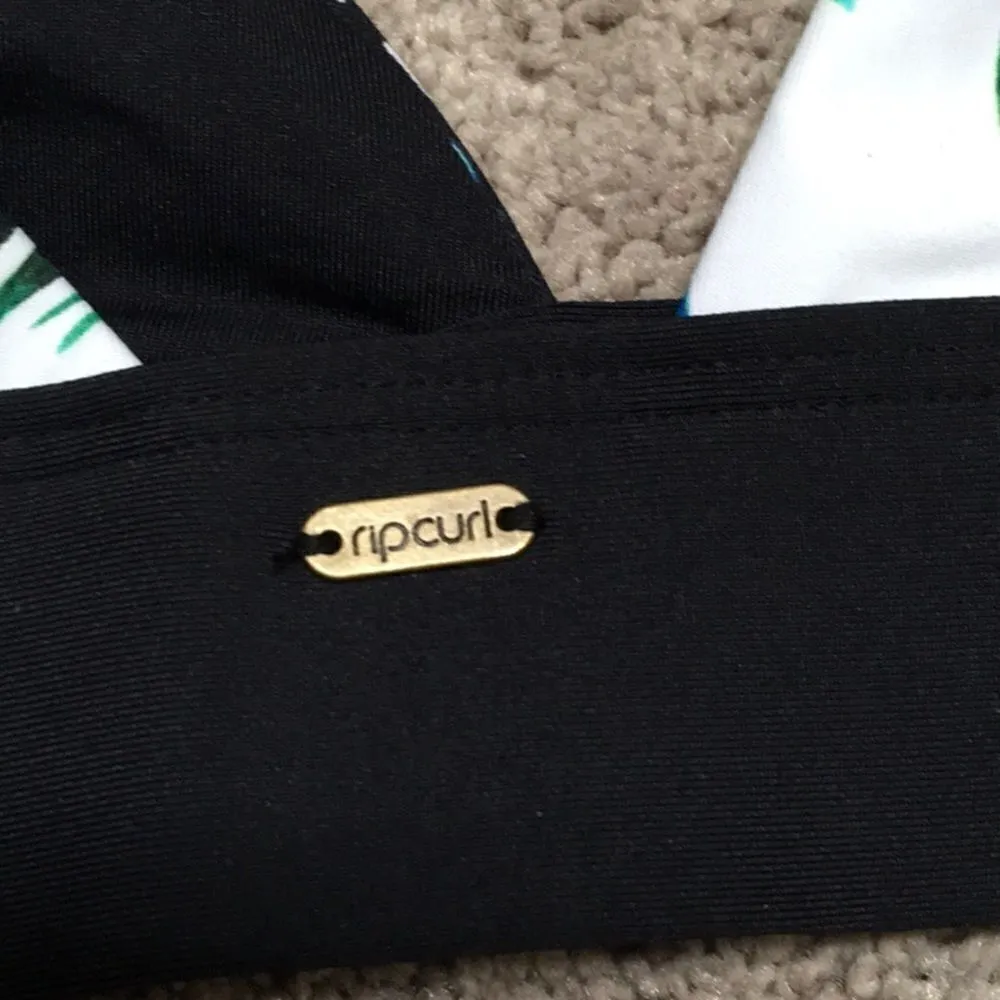 RIP CURL reversible Palms Away Halter bikini top - Image 10