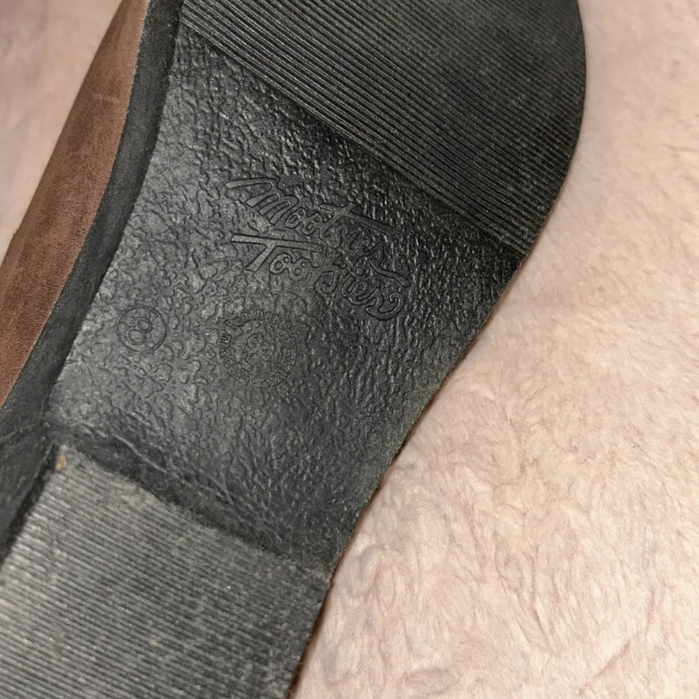 size 8 shoes - Image 9