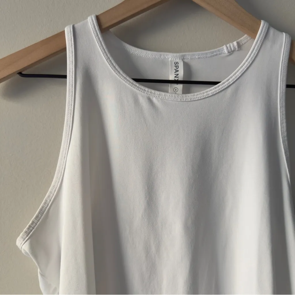Spanx  Keyhole Back White Sleeveless Tank Top Athleisure solid stretch solid EUC - Image 6