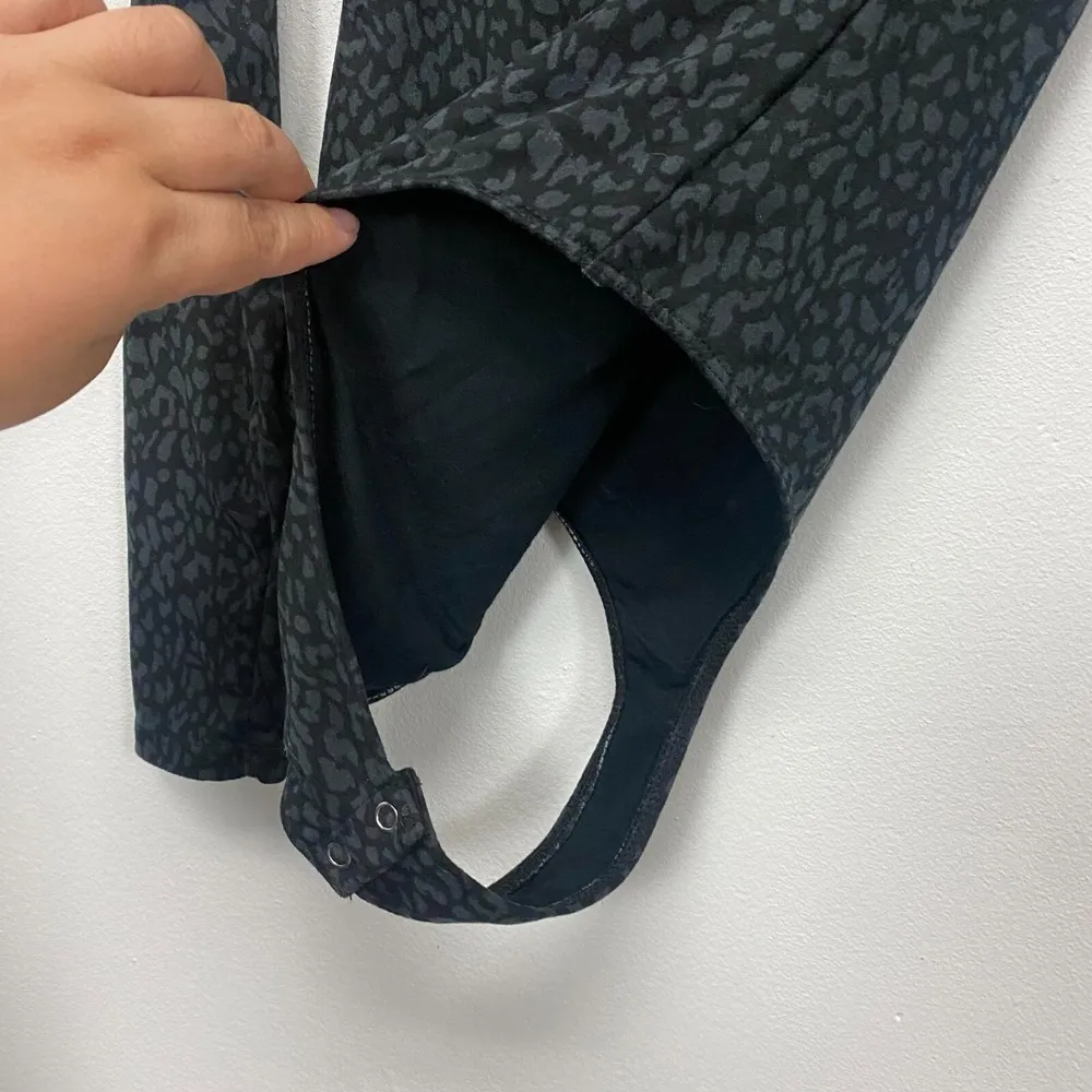 Yummy Sweater Co Junior Medium Black Gray Leopard Print Long Sleeve Body Suit - Image 3