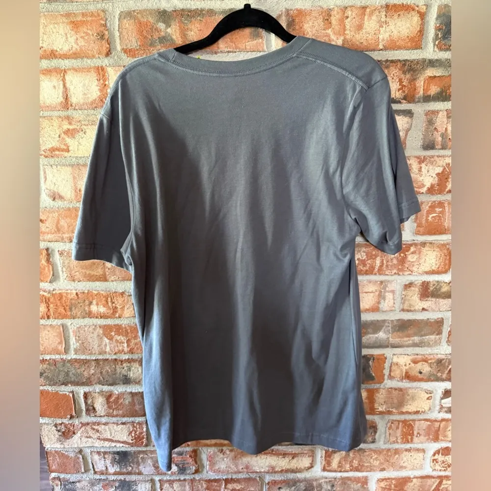 Bella Canvas Graphic lips T-Shirt - Image 2