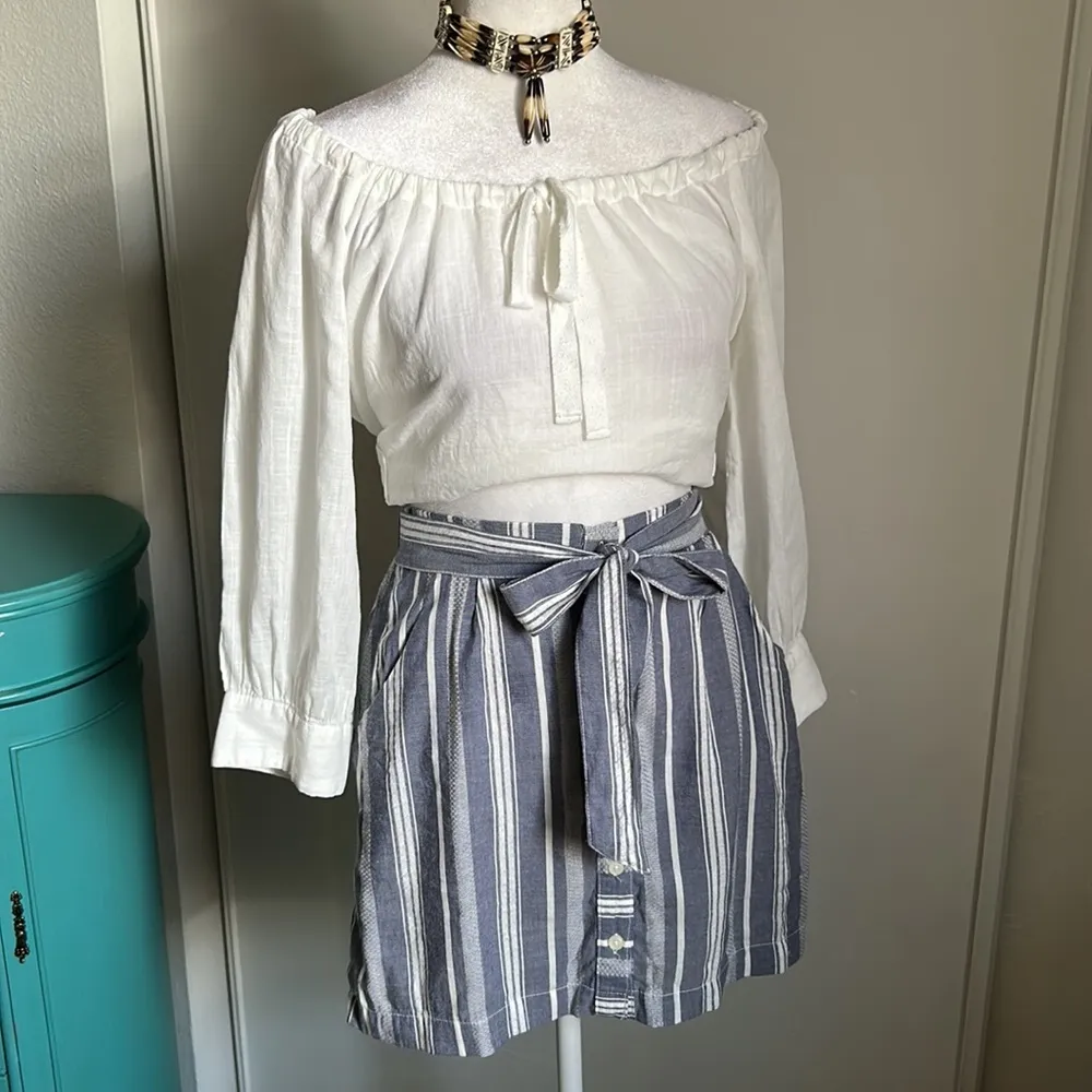 New Button Down Tie Waisted Summer Striped Chambray Seersucker Mini Skirt - Image 8