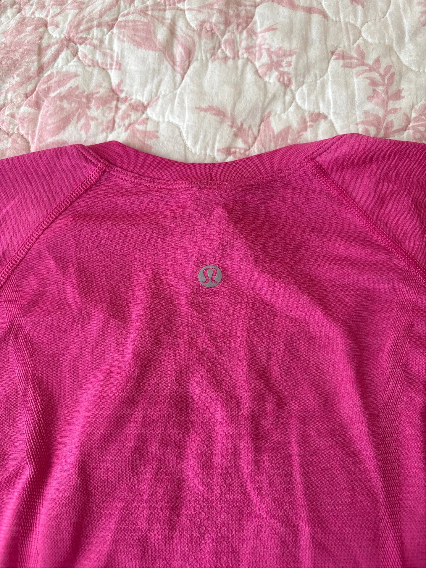Lululemon Swiftly Tech Short Sleeve - Image 2