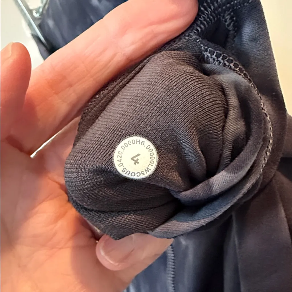 Lululemon  Align high rise 28” diamond dye - Image 3