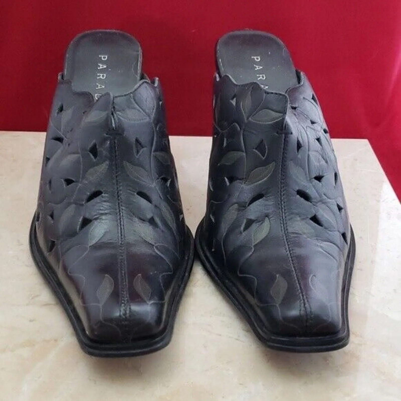 Parade Backless Heels Leather Upper Black Leaf Pattern Heels Size 8 - Image 2