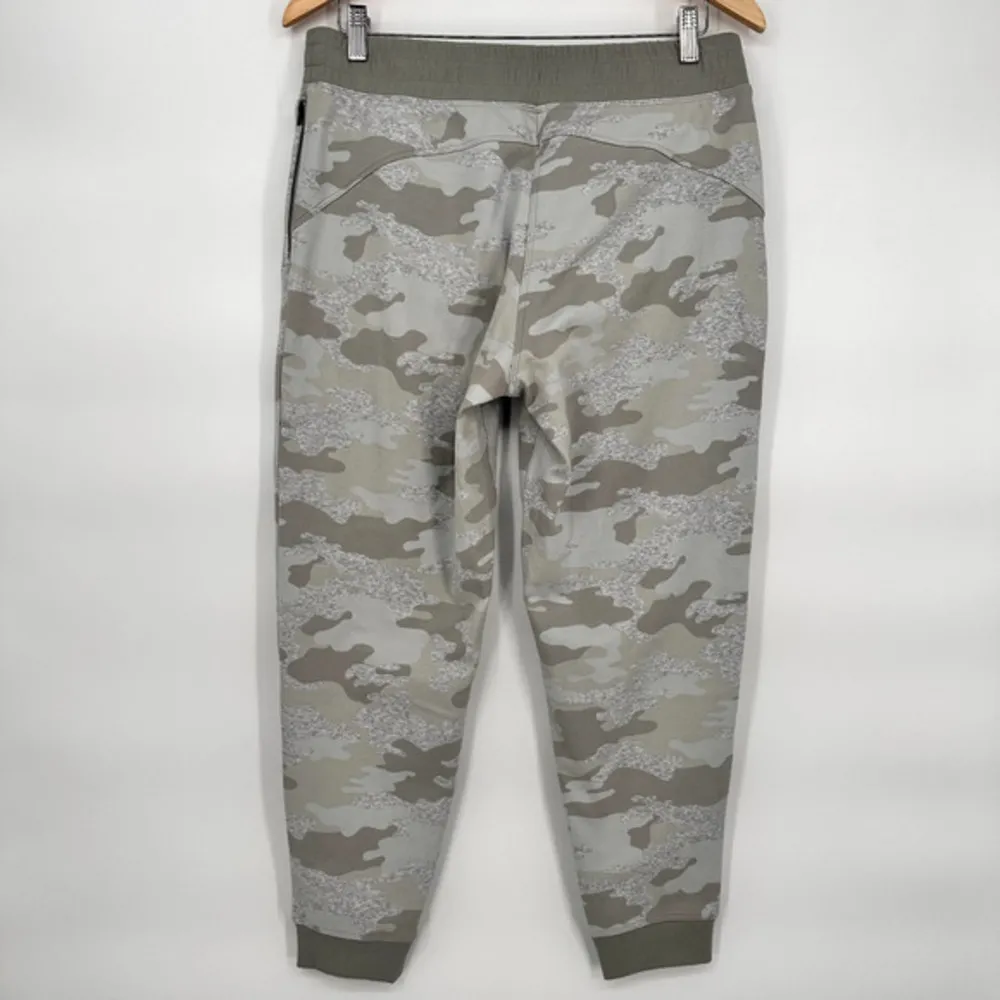 We Wander Women‎ Pull on Camouflage Sweatpants, Light Grey Combo Size Medium Gray - Image 11