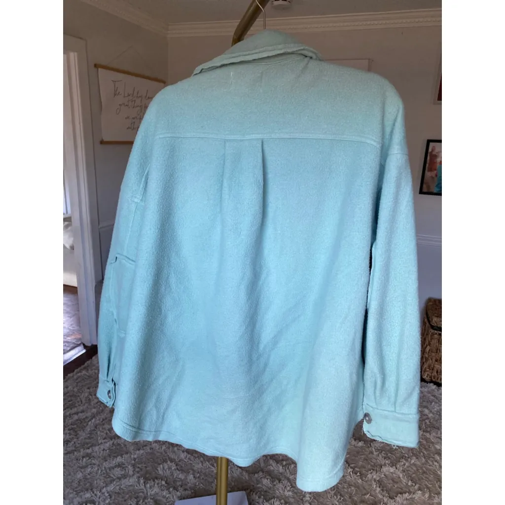 Oli & Hali Distressed Fleece Shacket L Soft Girl Coastal Lumberjane Quiet Luxury Blue Size L - Image 3