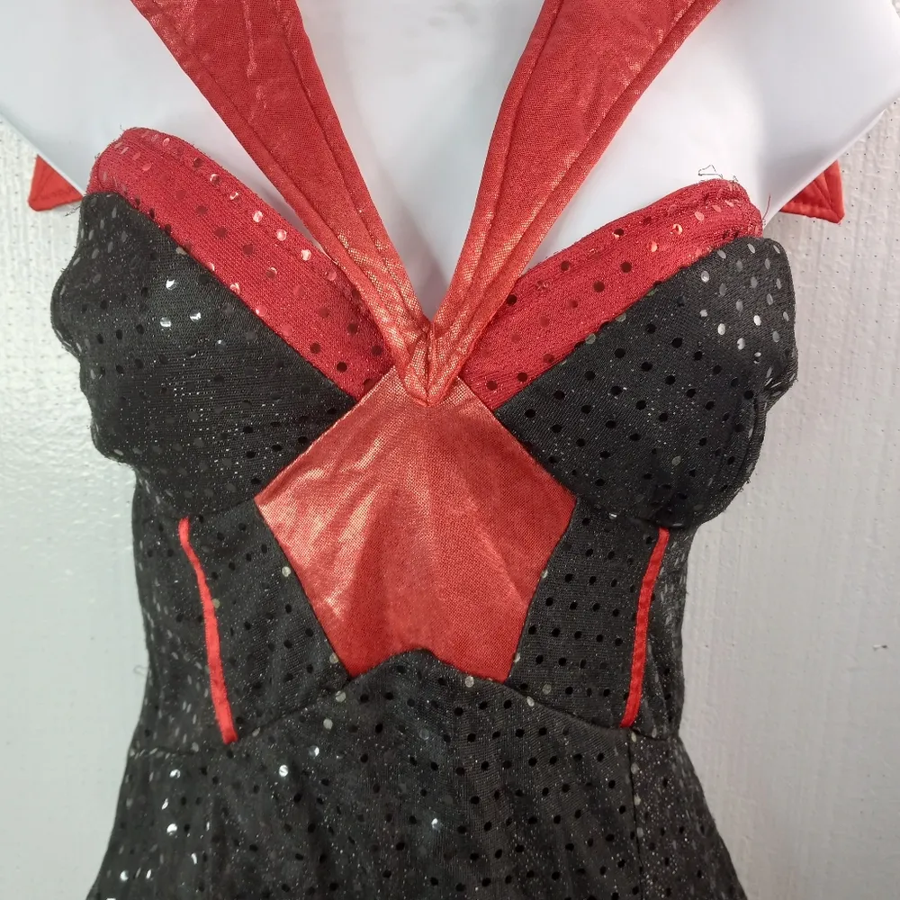 Beautiful Sequined Halter Pinup Formal Fit n Flare Maxi Dress in Red n Black Size L - Image 2