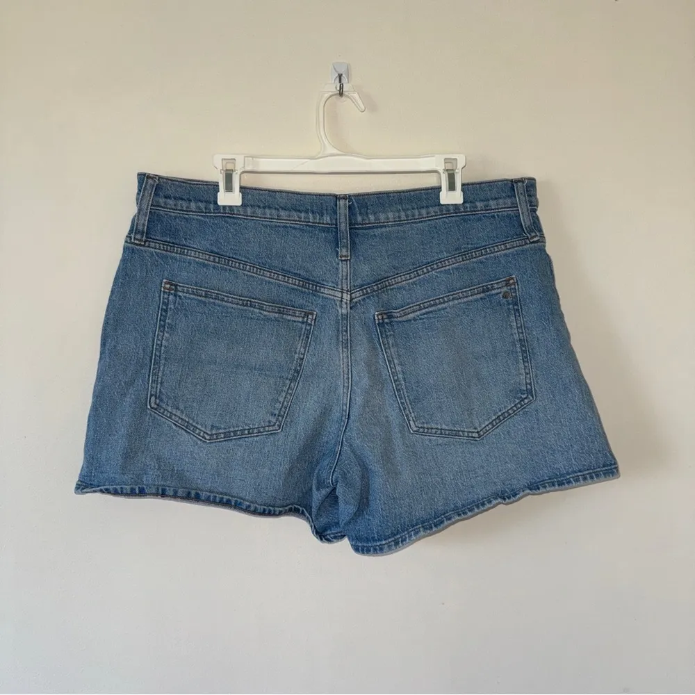 Madewell The Perfect Vintage Mid-Length Jean Short in Grennan Wash 33 - Image 2