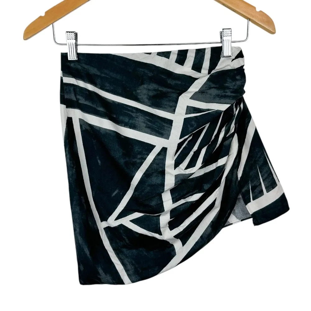 Zara Blogger Fav Draped Mini Skirt Sz XS Printed Asymmetrical Hem - Image 5
