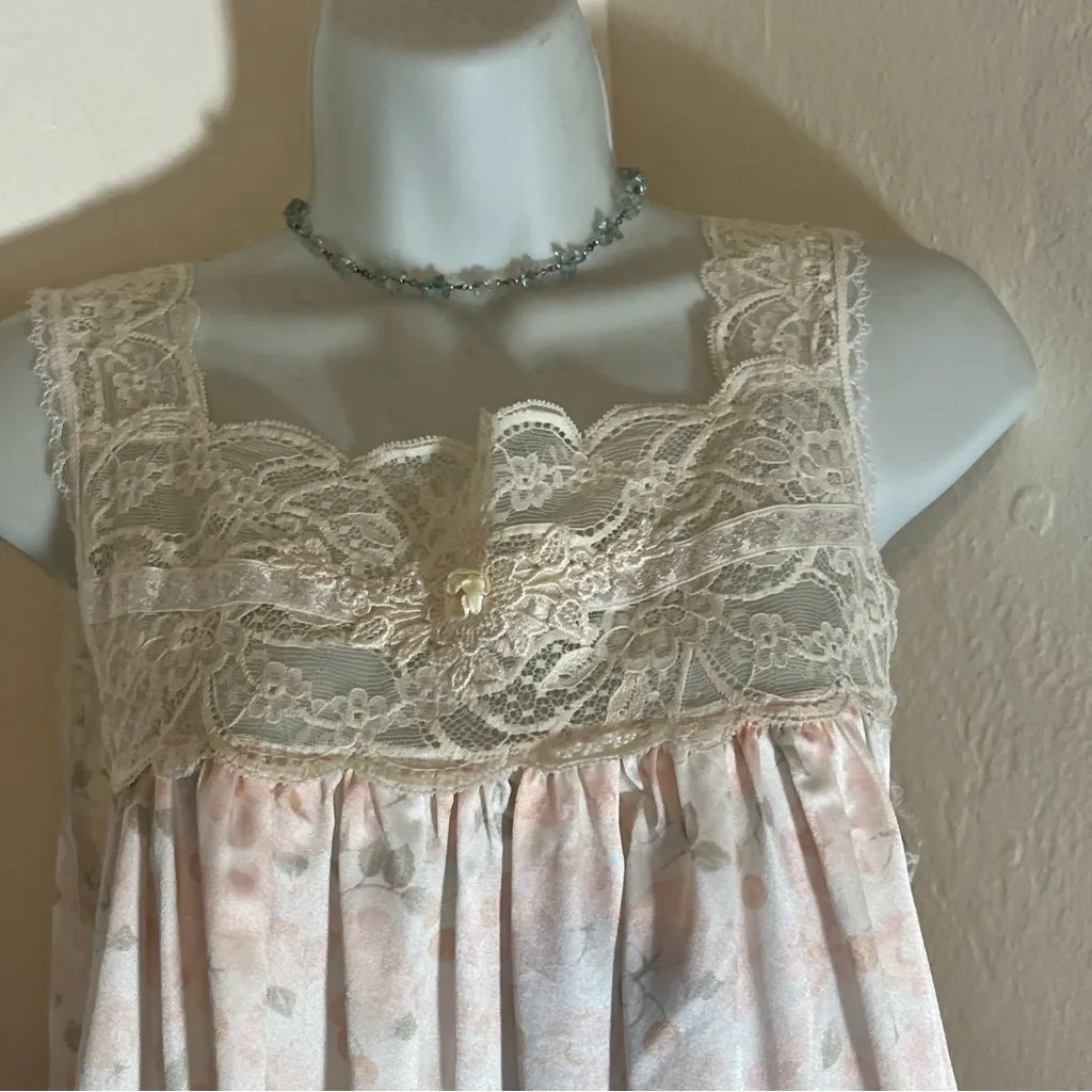 Christian Dior Nightdress long Pink Nightgown with lace detail Size Large - Image 4
