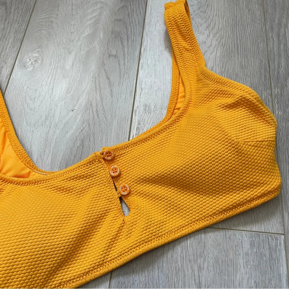 Aerie Scoop Neck Textured Button Front Bikini Top Yellow (Small) cute swim beach - Image 4